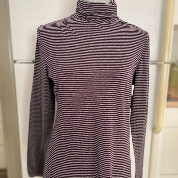 H&M Midtown Gray Purple Striped Cotton Turtleneck - Picture 1 of 5
